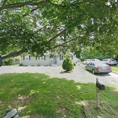 28 Roosevelt Dr, Bristol, RI 02809