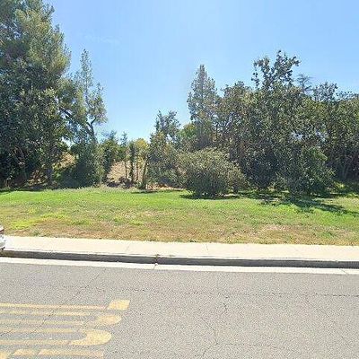 28525 Conejo View Dr, Agoura Hills, CA 91301