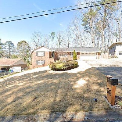 2852 Caraway Dr, Tucker, GA 30084