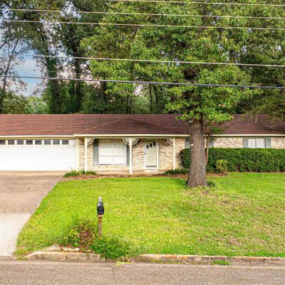 2908 Swan St, Longview, TX 75604