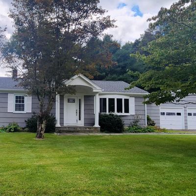 3 Diane Dr, Monroe, CT 06468