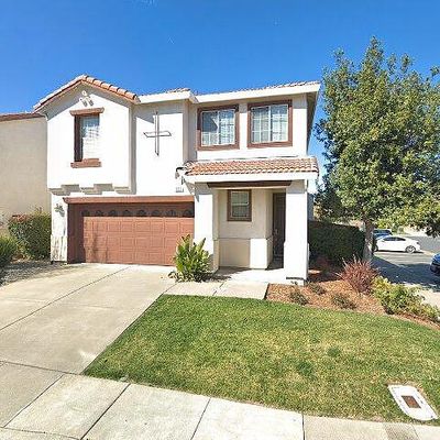 300 Torrey Pines Ct, Vacaville, CA 95687