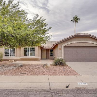 3819 W Misty Willow Ln, Glendale, AZ 85310