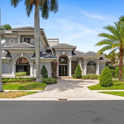 3871 Landings Dr, Boca Raton, FL 33496