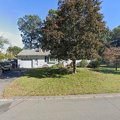 39 Burnham St, Enfield, CT 06082