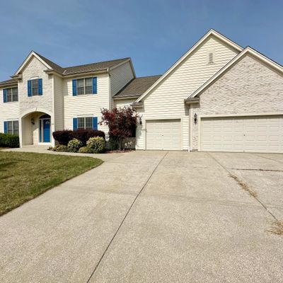 3918 Oakmont Trl, Waukesha, WI 53188