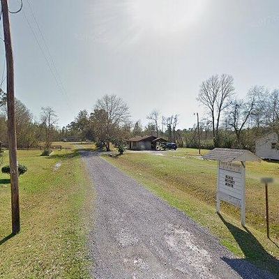 393 County Road 835, Buna, TX 77612