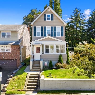 41 Entwistle Ave, Nutley, NJ 07110