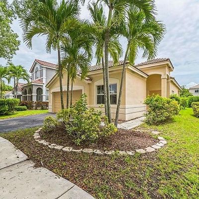 4107 Sabal Ridge Cir, Weston, FL 33331