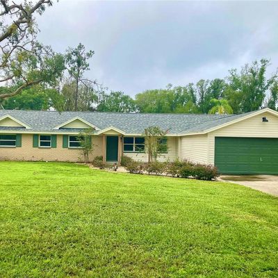 417 E County Line Rd, Lutz, FL 33549