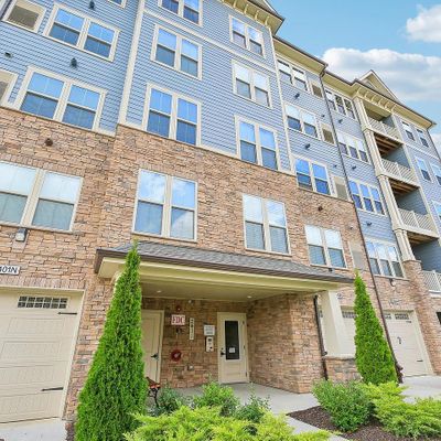 3411 Angelica Way #303, Frederick, MD 21704