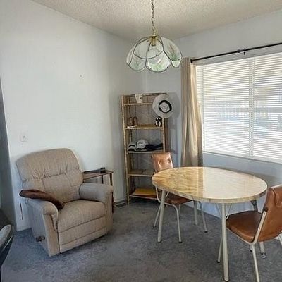 3672 Haleakala Dr, Las Vegas, NV 89122