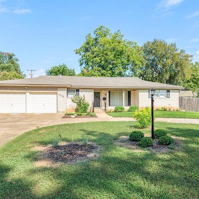 4620 Taos Dr, Haltom City, TX 76180