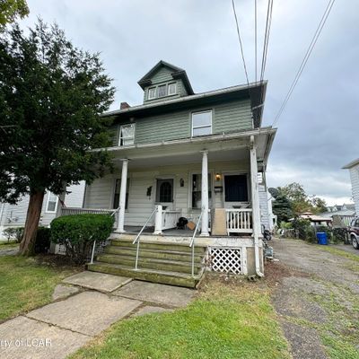 47 Fort St, Kingston, PA 18704