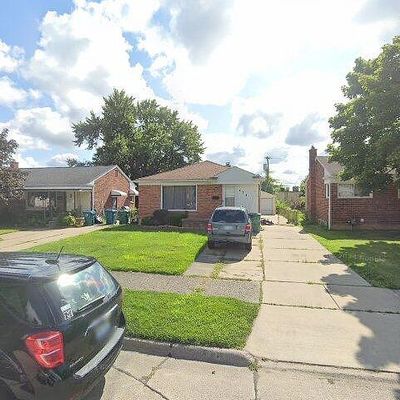 474 Arcola St, Garden City, MI 48135