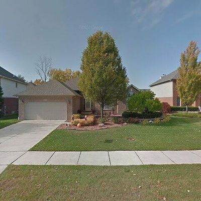 48955 Chelsea Park Dr, Macomb, MI 48044