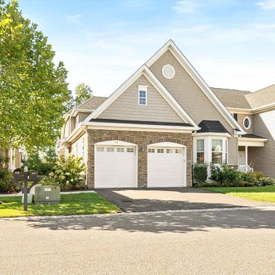 49 Traditions Pl, Monroe Township, NJ 08831