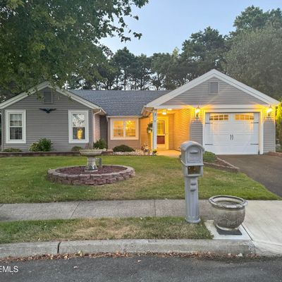 5 Hastings Ct, Forked River, NJ 08731