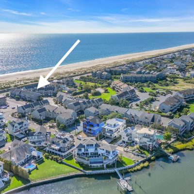 5 Island View Way, Sea Bright, NJ 07760