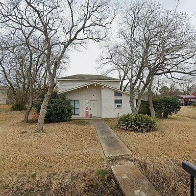 502 S Holmes St, La Porte, TX 77571