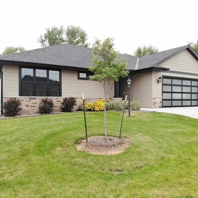 5039 N Milkweed Trl, Appleton, WI 54913