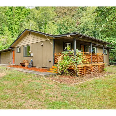 5050 Pacific Ter, Longview, WA 98632