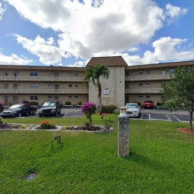 5071 W Oakland Park Blvd #204, Lauderdale Lakes, FL 33313