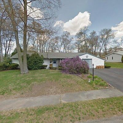 51 Darby Rd, Brockton, MA 02302