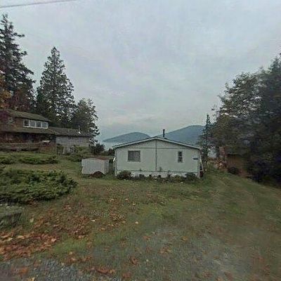 5162 W Shore Rd, Anacortes, WA 98221