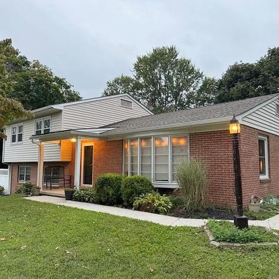 4207 Hillcrest Ave, Hampstead, MD 21074