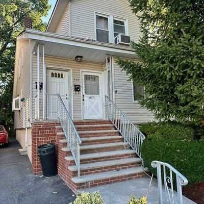 422 Columbia Ave, Cliffside Park, NJ 07010