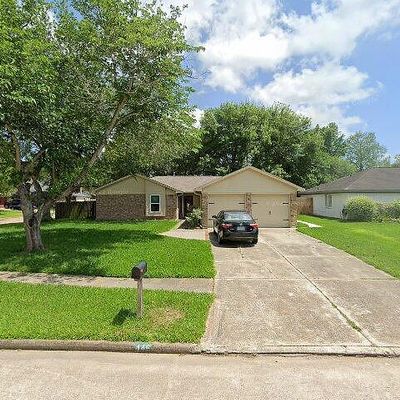 446 Ironbark Dr, Webster, TX 77598