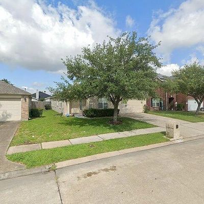 4507 Knights Ct, Baytown, TX 77521