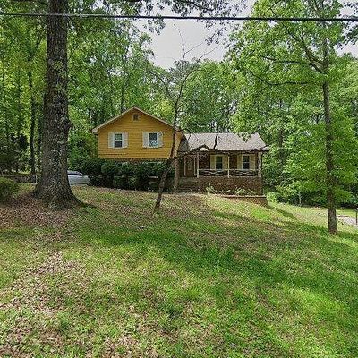 456 Pineburr Ln, Stone Mountain, GA 30087