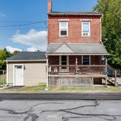 57 Canal St, Leesport, PA 19533