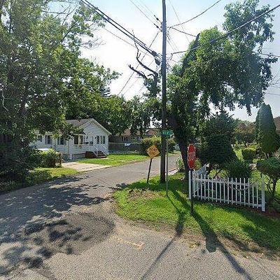 57 John St, Spotswood, NJ 08884