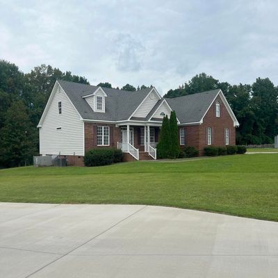 576 Shellcastle Rd, Rocky Mount, NC 27804