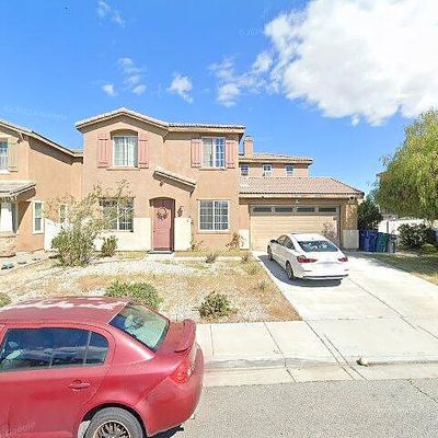 5769 Paddington Dr, Palmdale, CA 93552