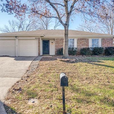 5804 Willow Branch Dr, Arlington, TX 76017