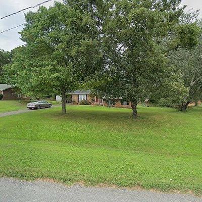 5887 Millstone Ln, Pfafftown, NC 27040