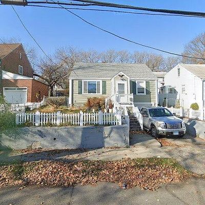 59 Carnegie Ave, Bridgeport, CT 06610