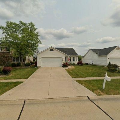 5967 W Breezeway Dr, North Ridgeville, OH 44039