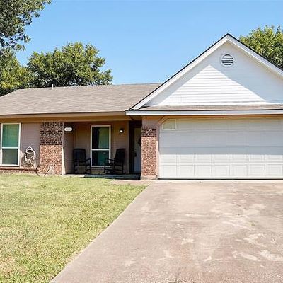 6020 Dusty Rd, Watauga, TX 76148