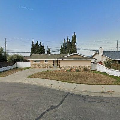 609 Skylark Ave, Los Banos, CA 93635