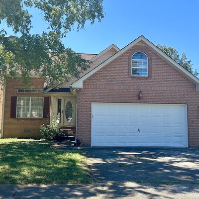 612 Creekfront Dr, Mount Juliet, TN 37122