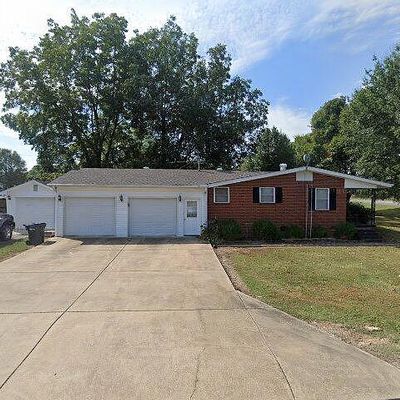 624 Taylor St, Dresden, TN 38225