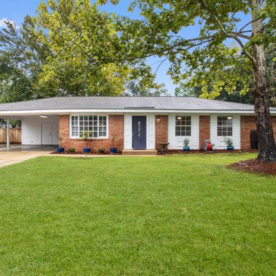 6304 Malory Drive, Ocean Springs, MS 39565