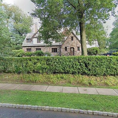 52 Llewellyn Rd, Montclair, NJ 07042