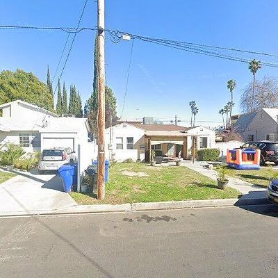 5240 Wilkinson Ave, Valley Village, CA 91607