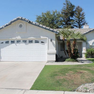 5311 Sugar Pine Dr, Bakersfield, CA 93313